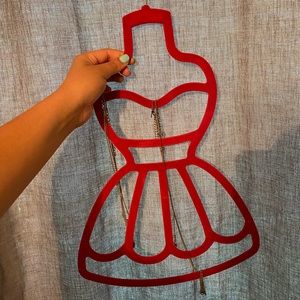 Necklace holder